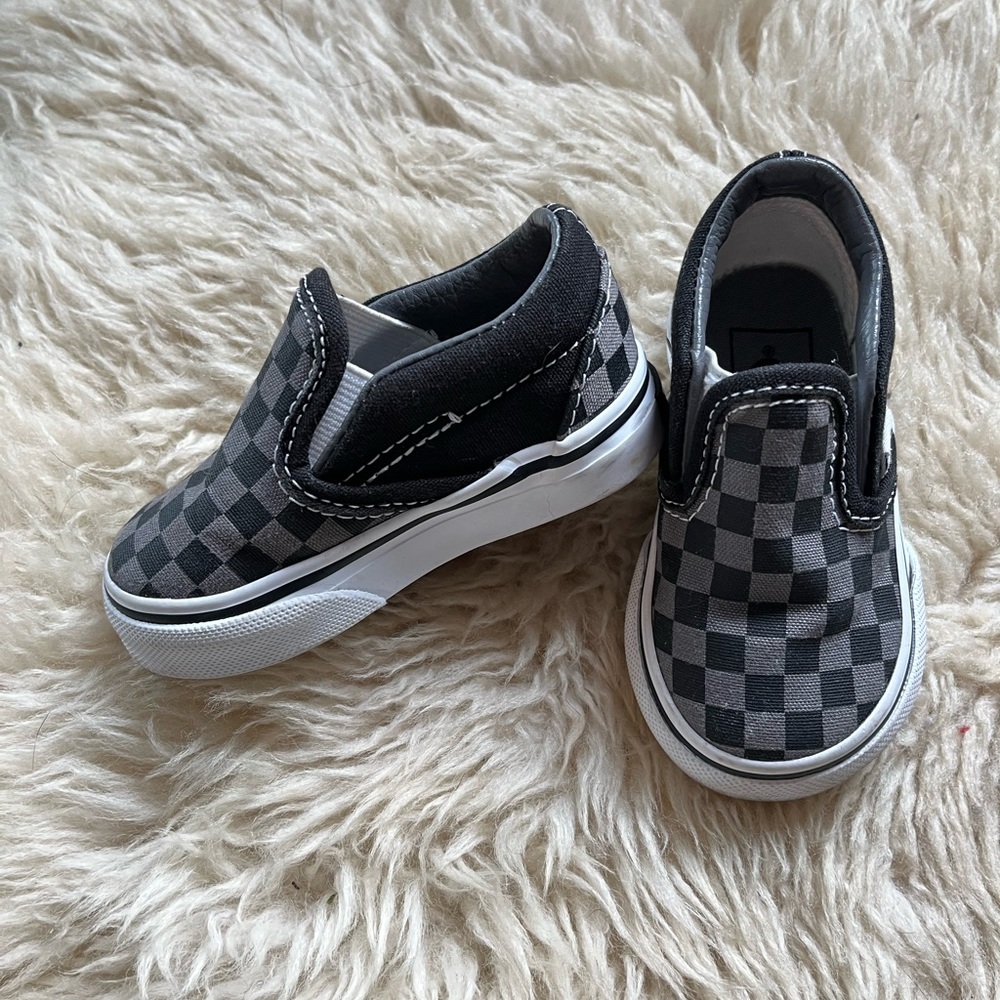 Vans checkered shoes